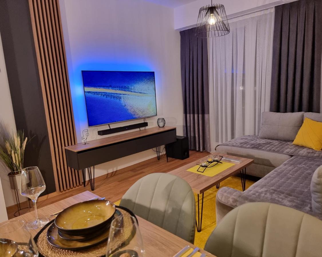 Exclusive & Modern Apartment Skopje Buitenkant foto