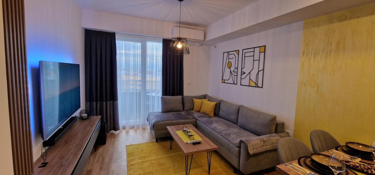 Exclusive & Modern Apartment Skopje Buitenkant foto
