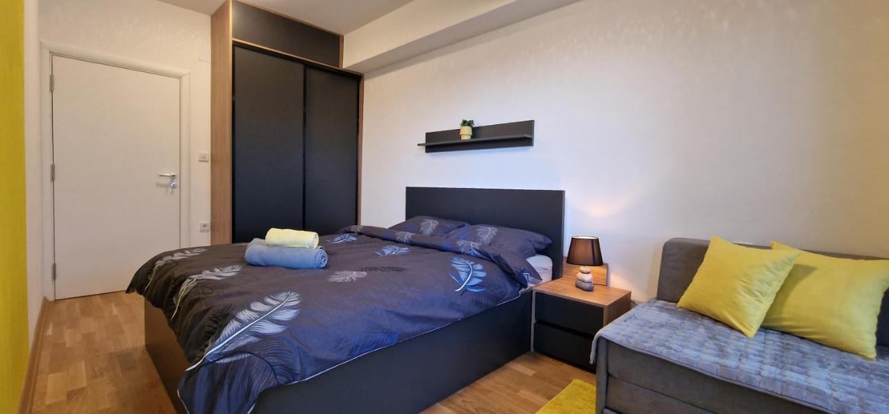 Exclusive & Modern Apartment Skopje Buitenkant foto
